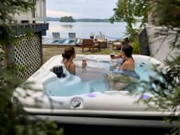 Lakefront | Hot Tub, Dock, Fire Pit | 1hr NYC - Image 3