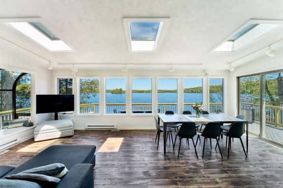 Lakefront | Hot Tub, Dock, Fire Pit | 1hr NYC - Image 1